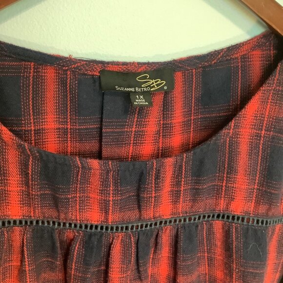 🍁 Susan Betro Plaid Bell Sleeve Blouse – Women’s 1X – Red/Blue Fall Vibes - Picture 2 of 12